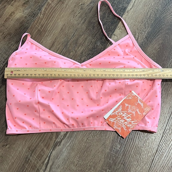 NWT Kortni Jeane V’d crop- Pink Hearts - Picture 4 of 5